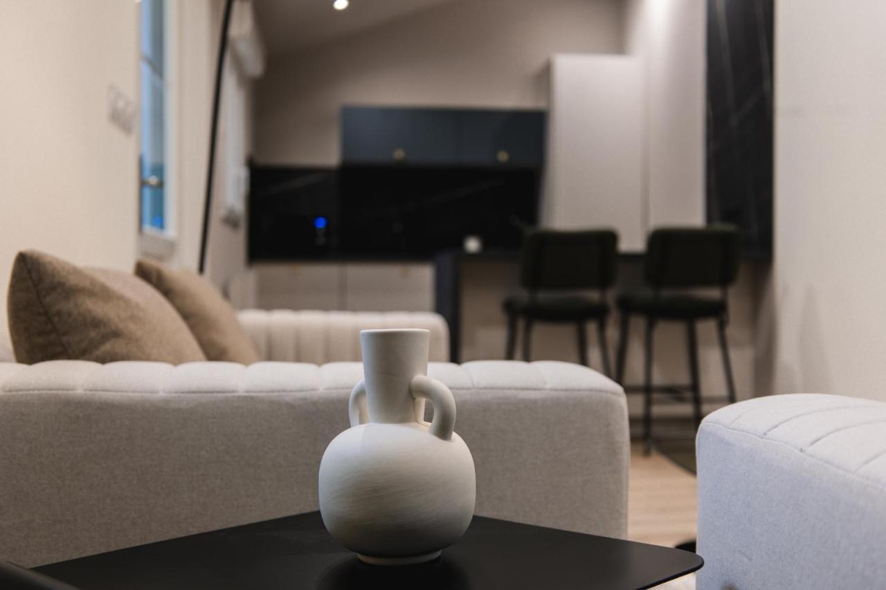 Elegance & Calme : Centre/Gare/Cite Gastronomie Apartment Дижон Екстериор снимка